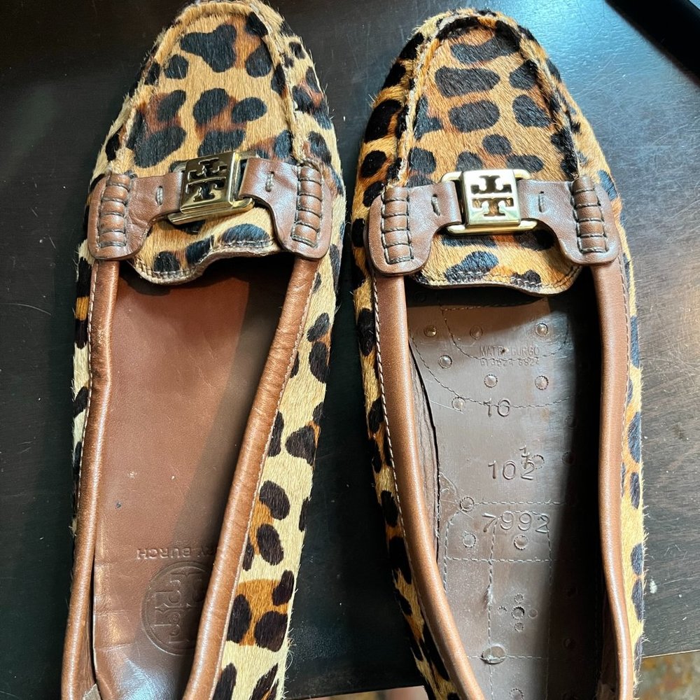 Tory Burch Kendrick Leopard Print Calf Hair Driving Moccasins